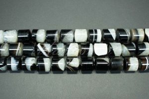 Агат черный с кварцем циллиндр 14*13 мм